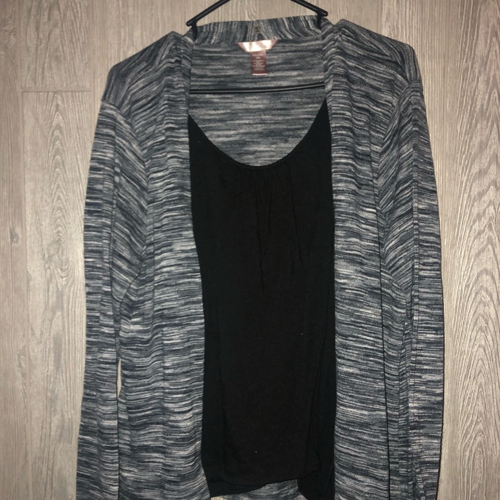 ⭐️Women’s White Stag Top